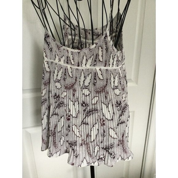 Chelsea 28 Pleated Cami Spaghetti Strap Tank Swing Top White Brown Pattern Sz S - Picture 2 of 5